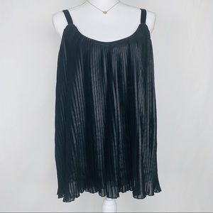 Ana Sleeveless Black Ruffled Top M